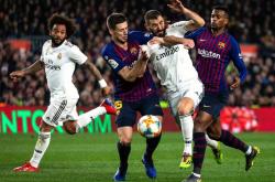 半决赛反超晋级，巴塞罗那逆转皇马进决赛