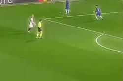 三亿体育体育app-阿贾克斯殊死一搏，踢出欧冠精湛表演，球队生死存亡的简单介绍