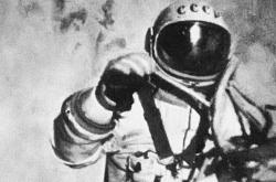 三亿体育体育亚洲官网-泪奔胜利者在激烈角逐中拔得头筹的简单介绍