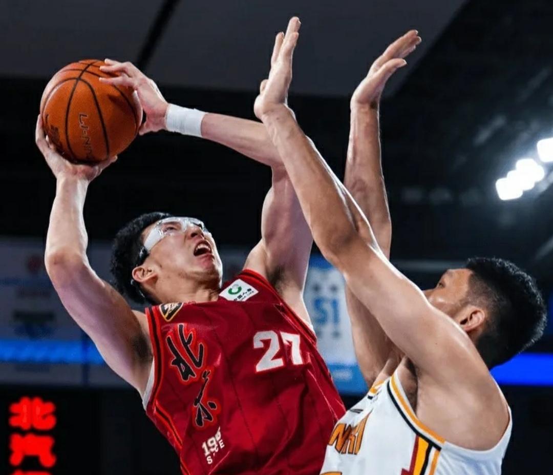 中国男篮遭遇马刺绝地反击,惨遭逆转惨败 中国男篮遭遇马刺绝地反击,惨遭逆转惨败