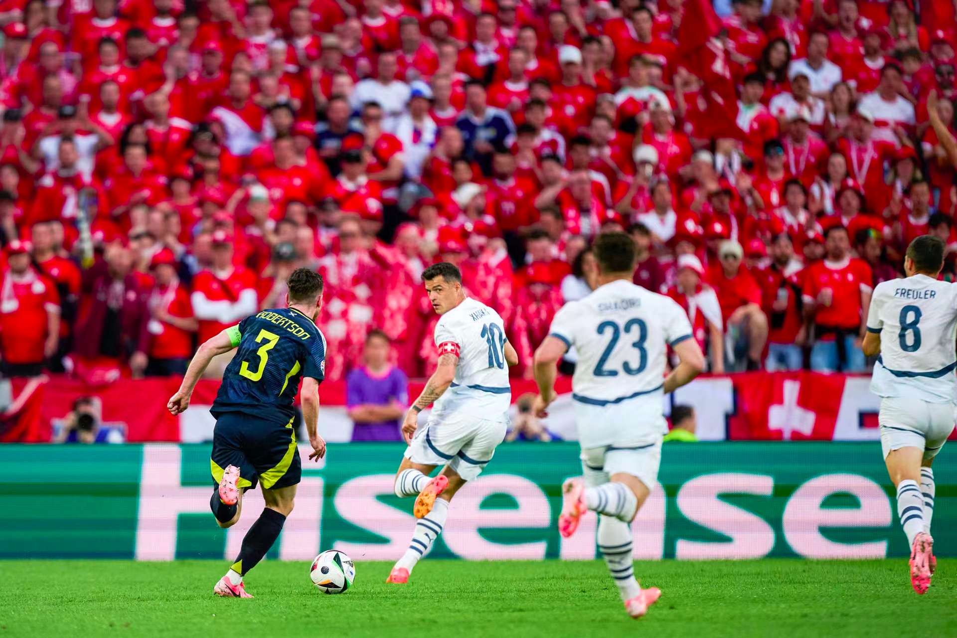 德国击败荷兰，提前锁定欧洲杯席位