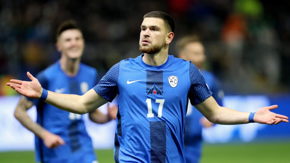 斯洛文尼亚队在欧预赛中表现耀眼