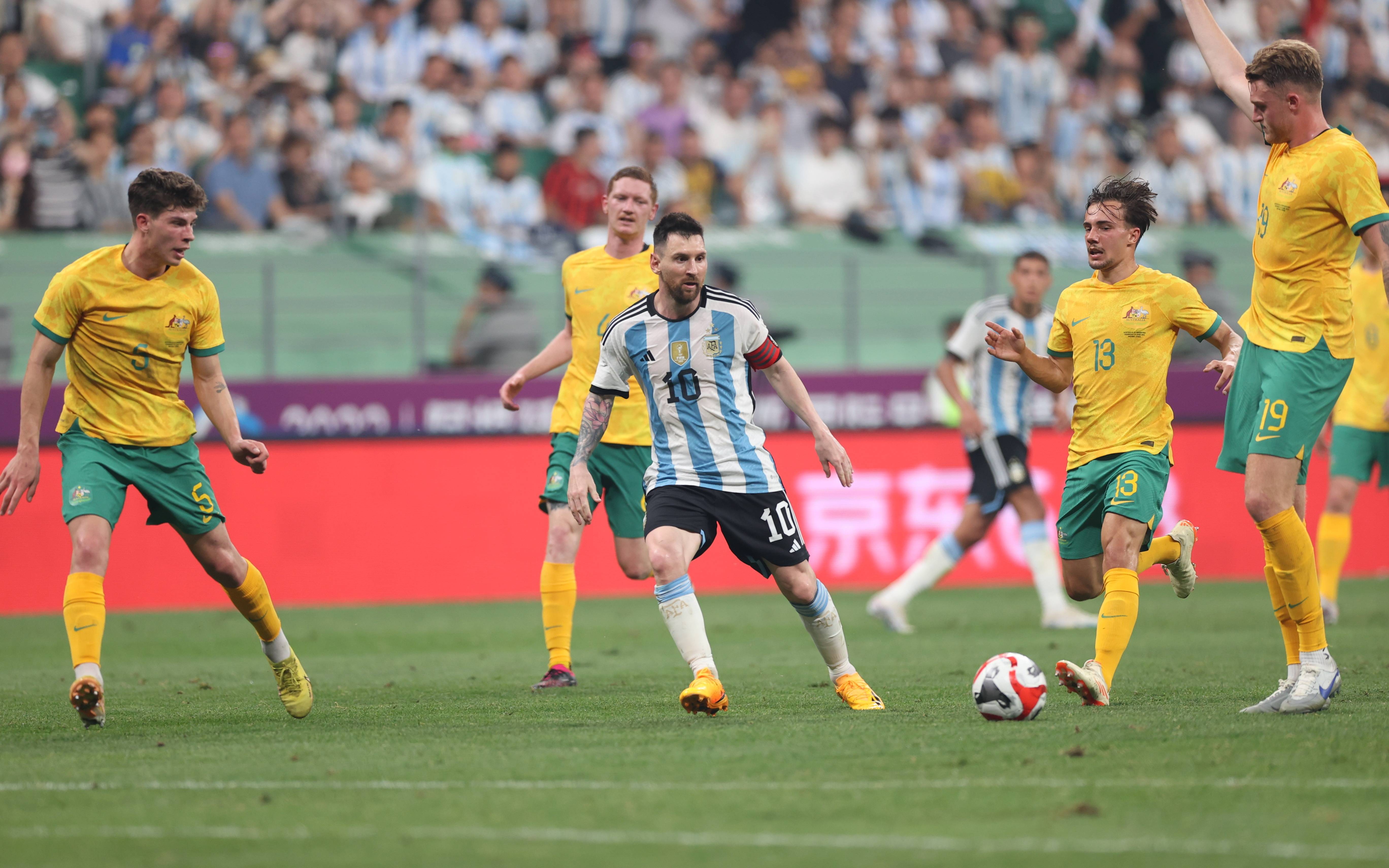 阿根廷队在沙滩排球比赛中表现出色