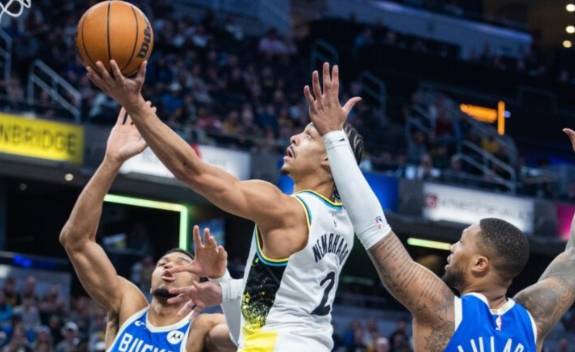 雄鹿击败步行者，晋级总决赛卫冕机会增大