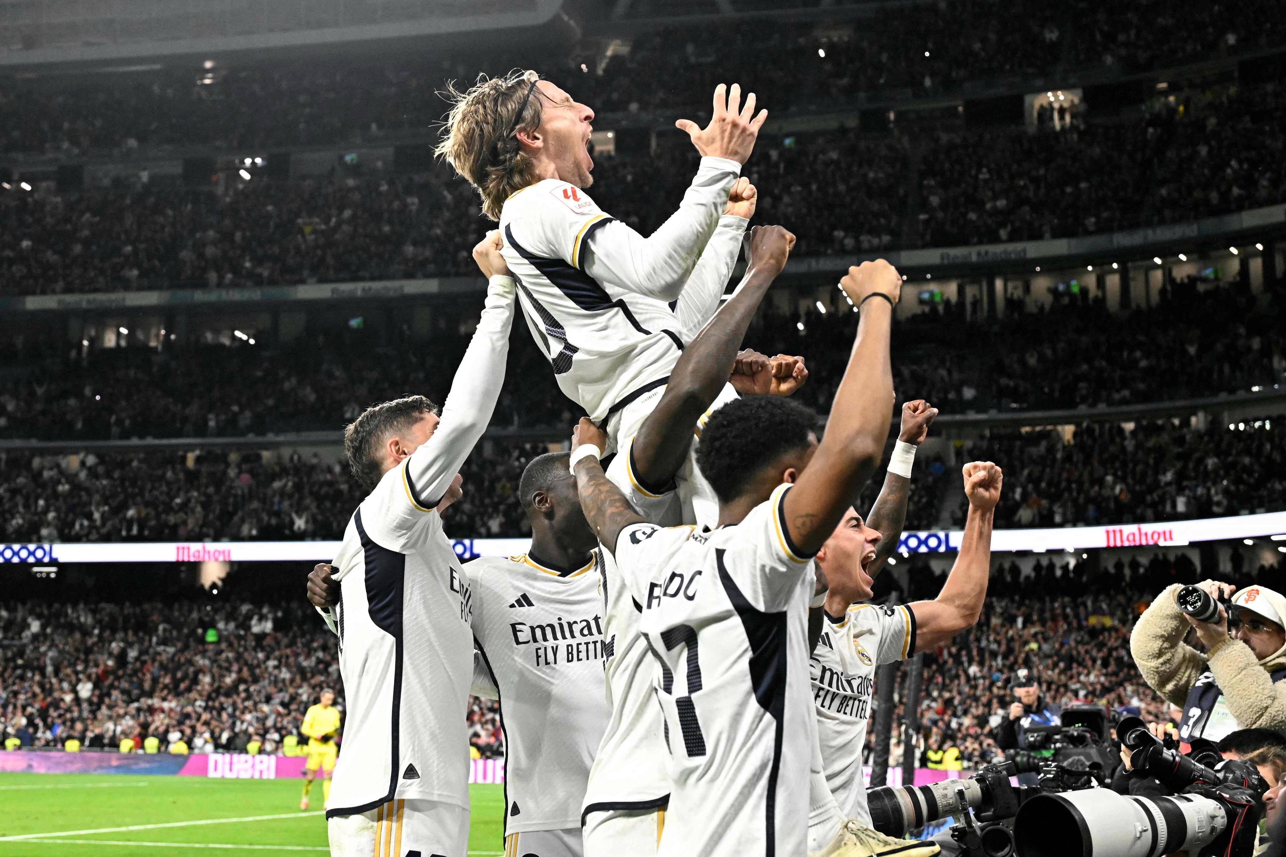 包含马德里竞技客场逆转逼平对手,保持不败战绩的词条 包含马德里竞技客场逆转逼平对手,保持不败战绩的词条