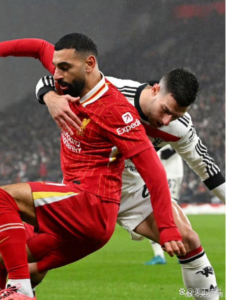 利物浦主场战平曼城，保持不败