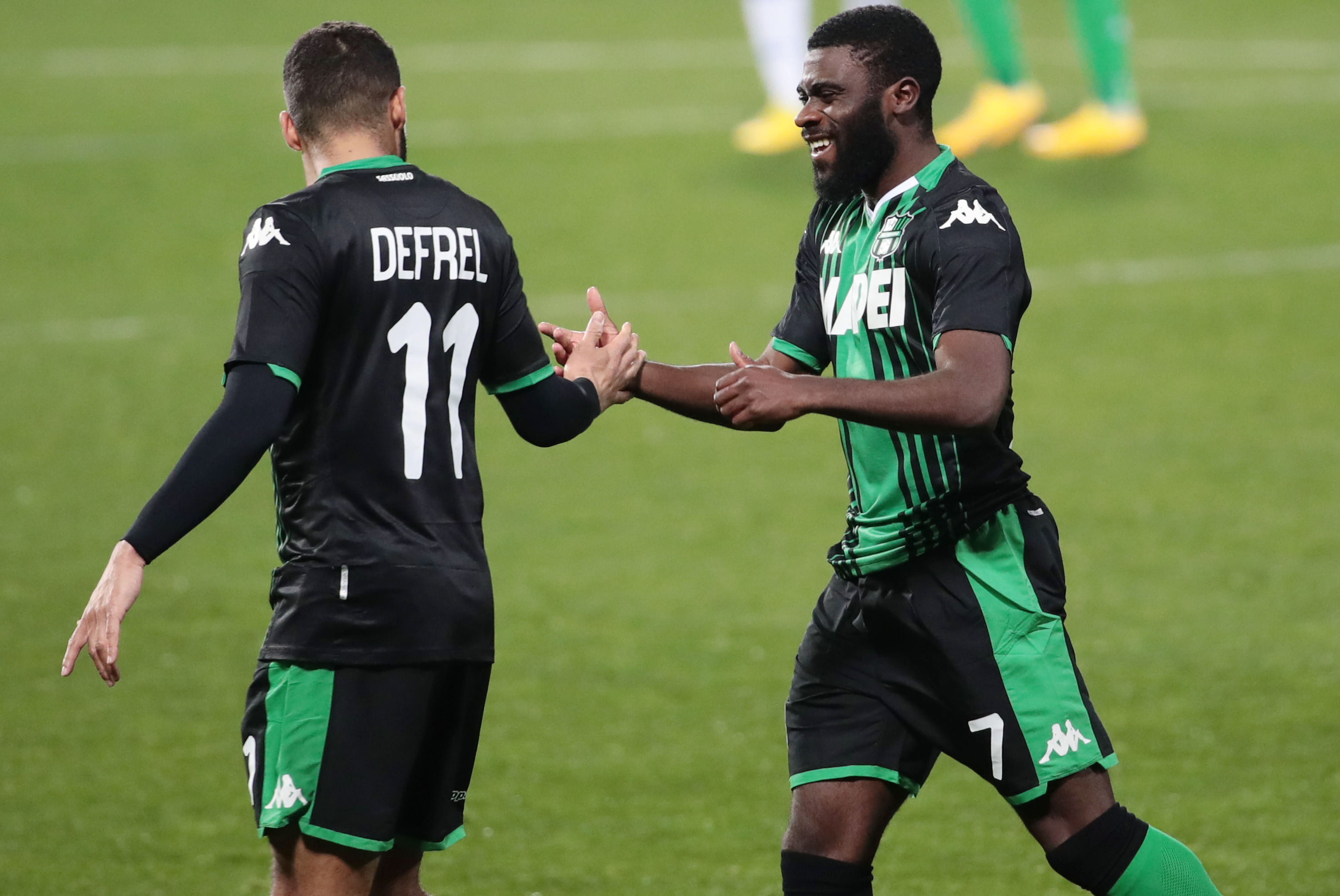 萨索洛客场逆转，击败布雷西亚的简单介绍